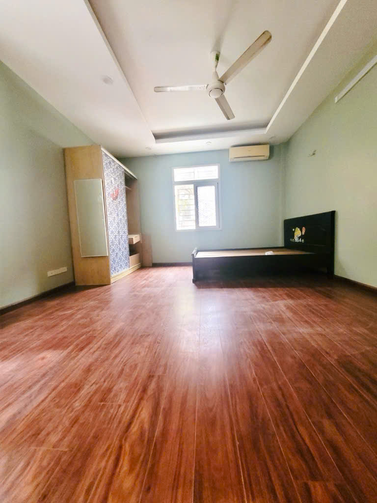 SĐCC BÁN LUÔN nhà phố Bạch Mai 56m 5 Tầng  Trung tâm HBT, Cách phố 20m NGÕ NÔNG - chỉ 9 tỷ 28 - Ảnh 2